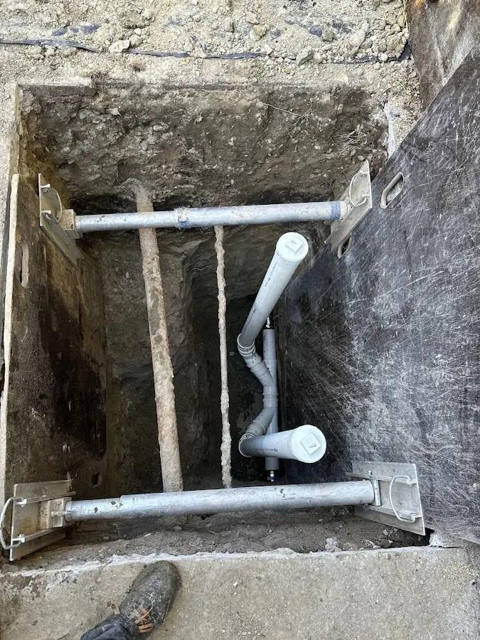 Experienced plumber completing Drain Cleaning work in Coral Terrace